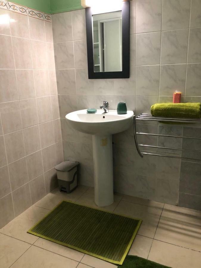 Apartmán La Tourterelle De Neron Le Moule Exteriér fotografie